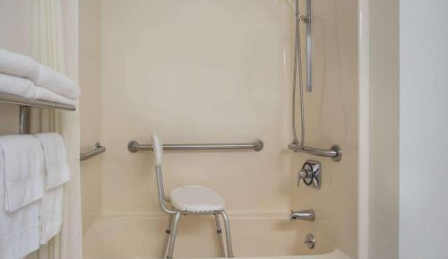 King Room - Disability Access/Non-Smoking