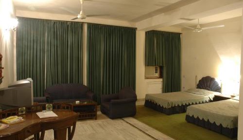 Heritage Suite with Lake View