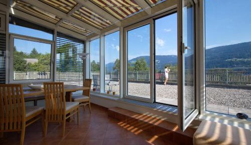 Apartment with Terrace and Conservatory