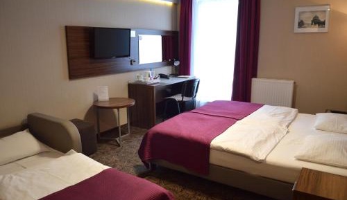Superior Triple Room
