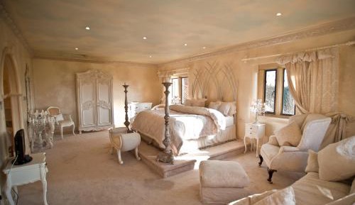 Queen Suite