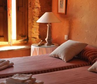 Twin Room with Shared Bathroom