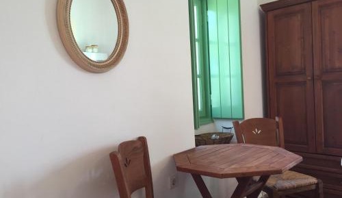 Deluxe Double Room with Shower