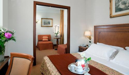 Family Room (5 Adults)