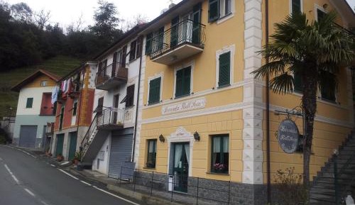 Single Room with Balcony