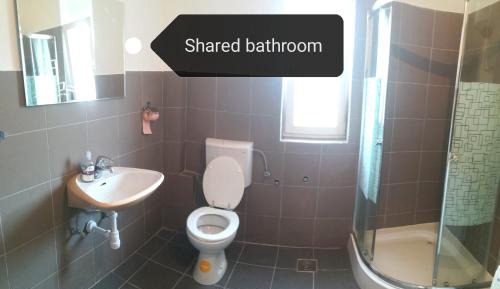 Double Room with Shared Bathroom and Balcony