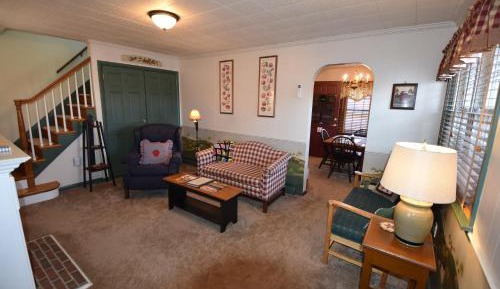 Deluxe Family Suite