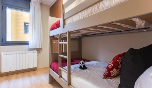 Two-Bedroom Apartment (2-6 Adults)