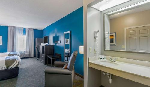 Double Room with Two Double Beds - Accessible/Non-Smoking