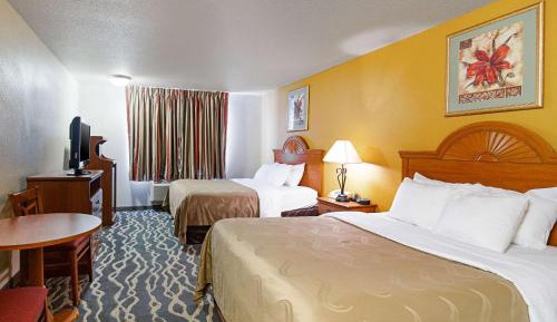Queen Room with Two Queen Beds - Non-Smoking
