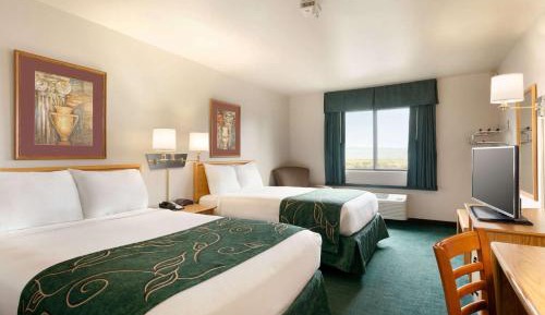Deluxe Double Room - Mobility Access/Non-Smoking