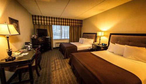 Queen Room with Two Queen Beds - Non-Smoking