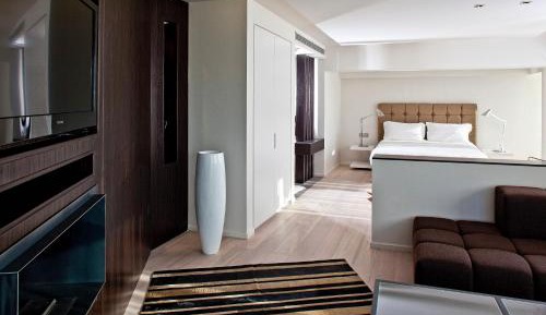 Deluxe Suite with Sea View