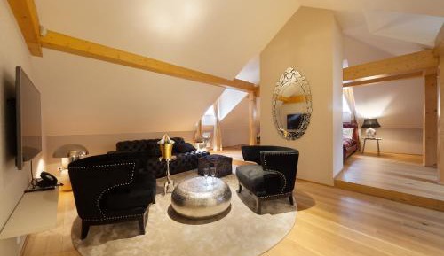 Large Double Room