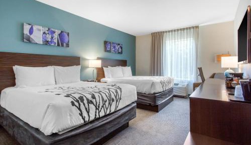 Queen Room with Two Queen Beds - Non-Smoking