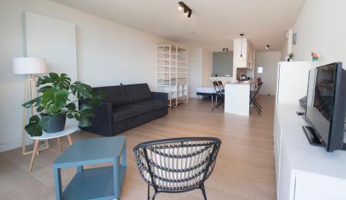 Studio with Sea View and Balcony