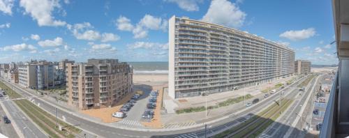 Studio with Sea View and Balcony
