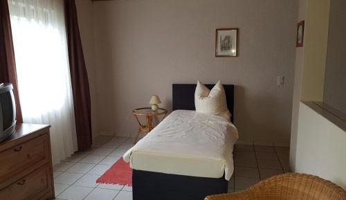 Budget Single Room