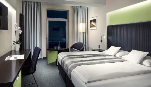 Business Double Room with Forest View