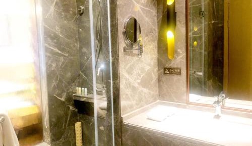 Deluxe Room with Two Double Beds - Smoking