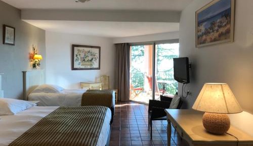 Superior Triple Room with Balcony