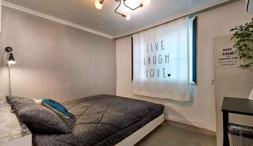 Female Single Room with Shared Bathroom