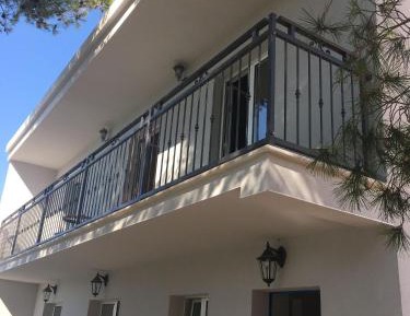 Five-Bedroom Holiday Home