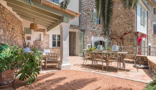 Three-Bedroom Townhouse