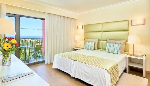 Deluxe Suite with Sea View