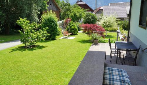 Apartment with Mountain View Top 1