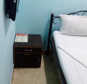 Small Double Room with Shared Bathroom