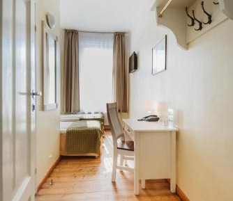 Economy Twin Room