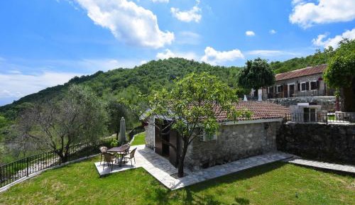 Standard Villa