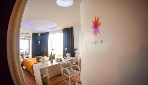 Deluxe Double Room with Balcony and Sea View