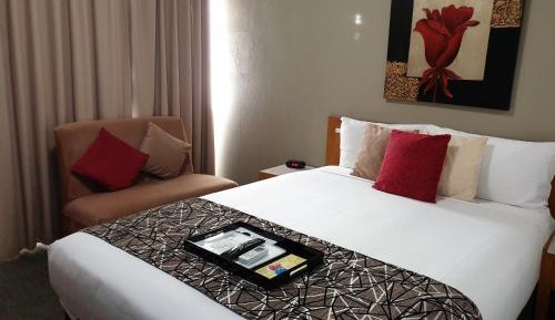 Executive Queen Room