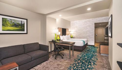 Executive King Room with Sofa Bed