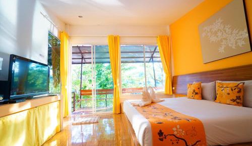 Deluxe Double or Twin Room with River View