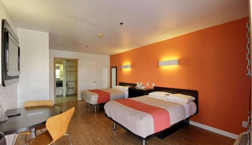 Queen Room with Two Queen Beds - Non-Smoking