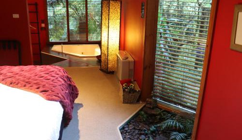 One-Bedroom Linden Cottage