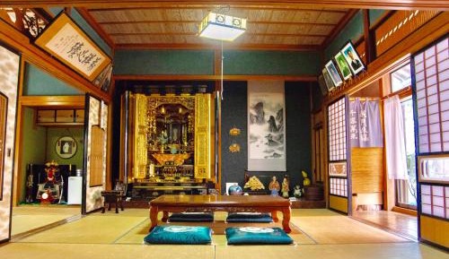  Japanese-Style Quadruple Room with Shared Bathroom