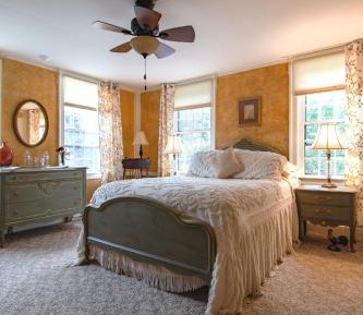 Queen Room