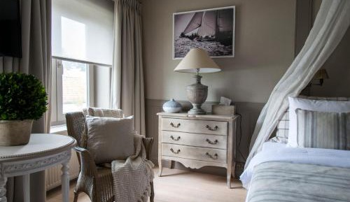 Mini Suite