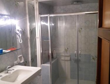 Quadruple Room with Private Bathroom