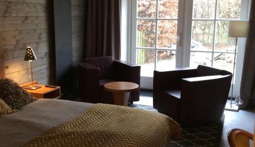 Double or Twin Room with Private Bathroom