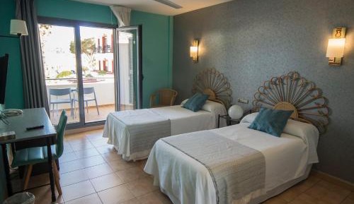Twin Room with Terrace