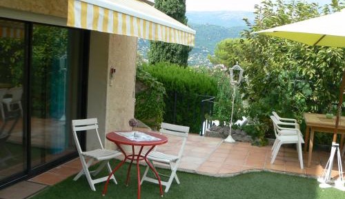Studio with Terrace
