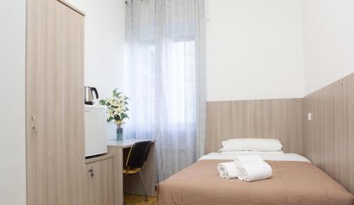 Single Room with Private Bathroom