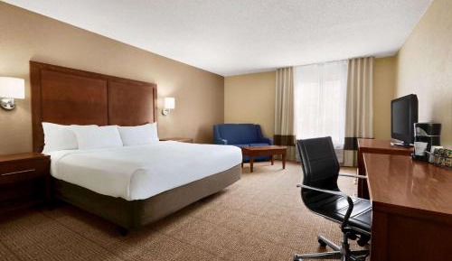 King Room with Sofa Bed - Non-Smoking