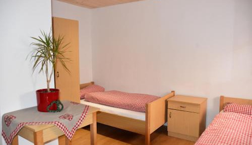 Basic Triple Room