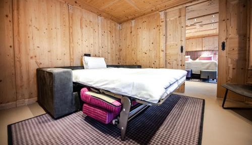 Superior Comfort Room